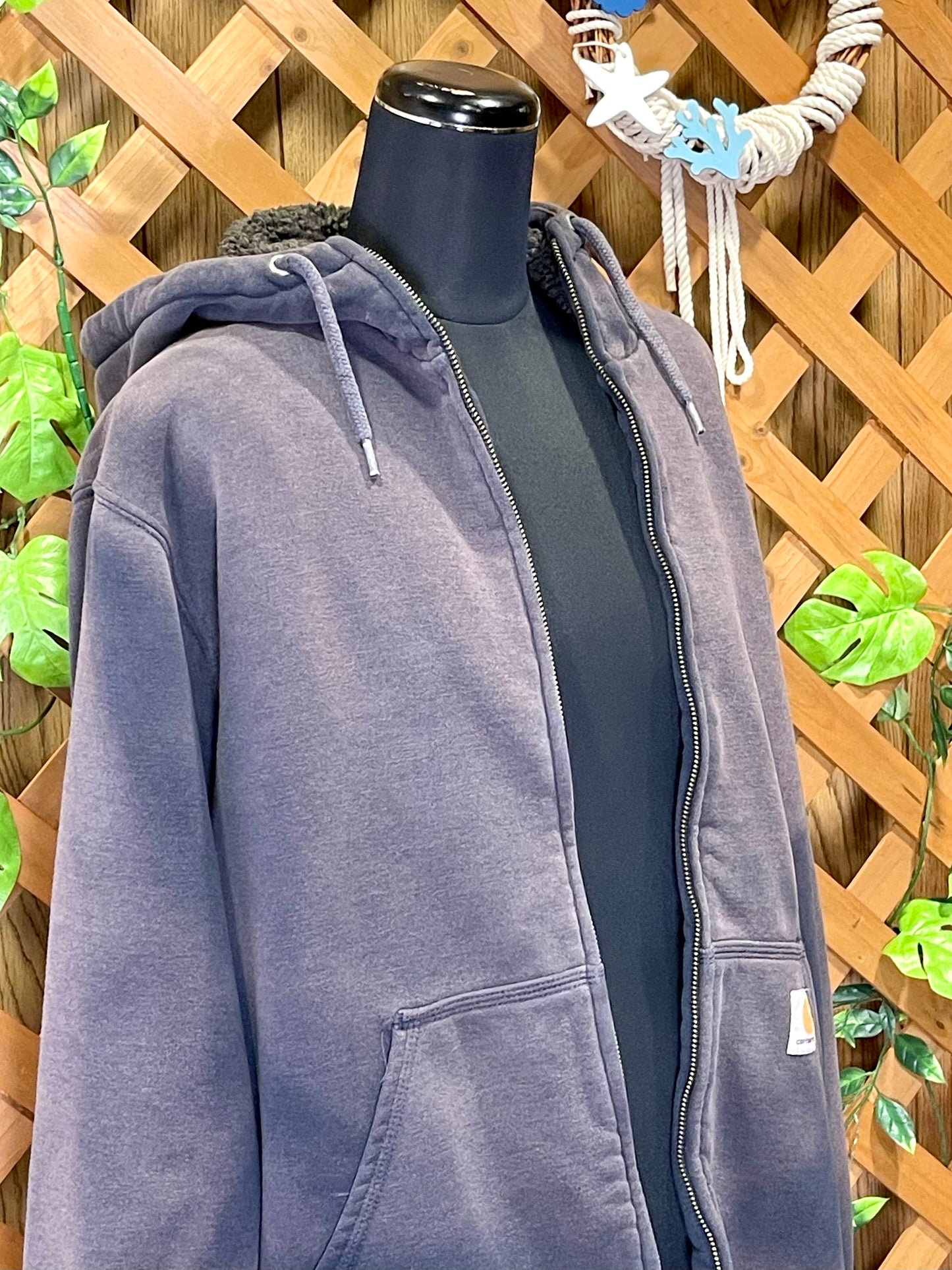 【carhartt】シェルパフリースのフルジップパーカー