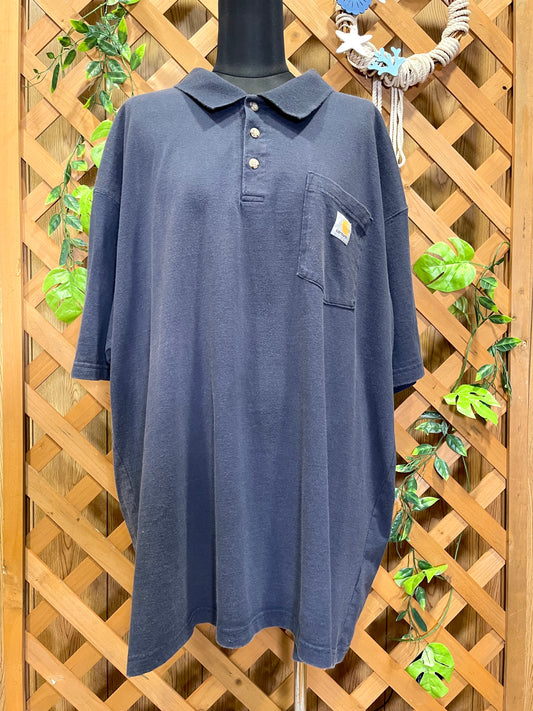 【carhartt】ネイビーブルーのポロシャツ