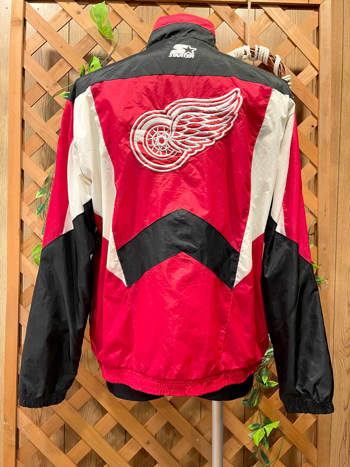 【90s STARTER】NHL デトロイト・レッドウィングス ナイロンジャケット