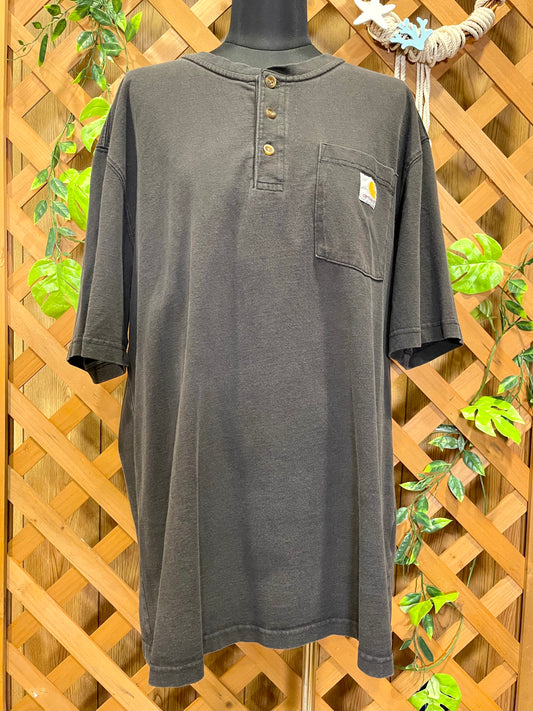 【carhartt】黒のヘンリーネックTシャツ