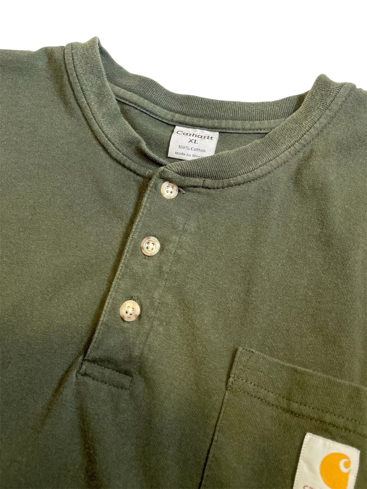 【carhartt】グリーン系のヘンリーネックTシャツ