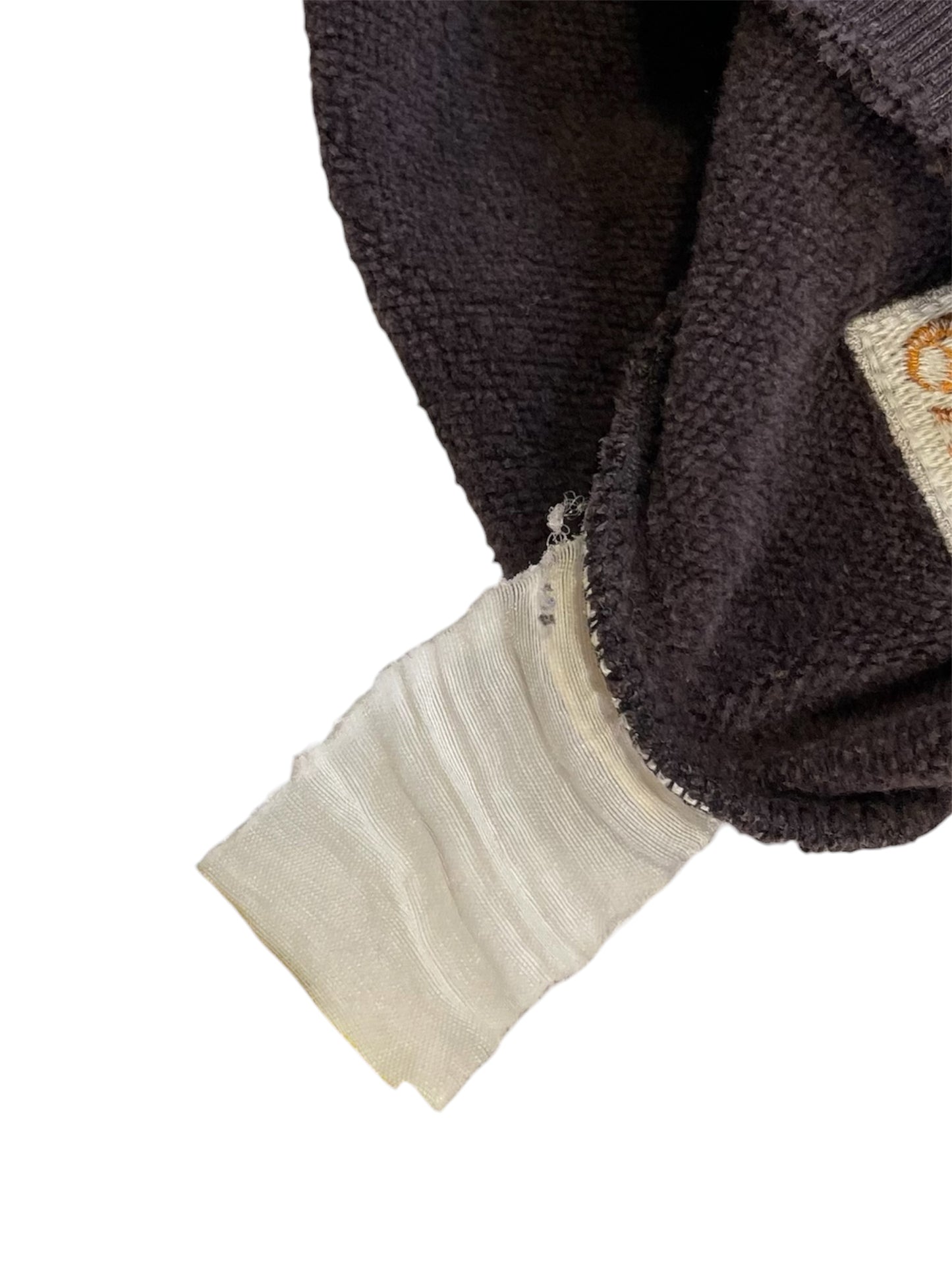 【carhartt】（3XL）（刺繡ロゴ）クラッシュボロのクルーネックスウェット