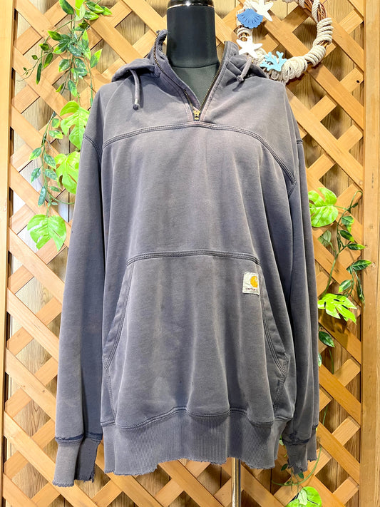 【carhartt】グレーのハーフジップパーカー