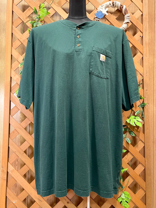 【carhartt】（3XL）グリーン系のヘンリーネックTシャツ
