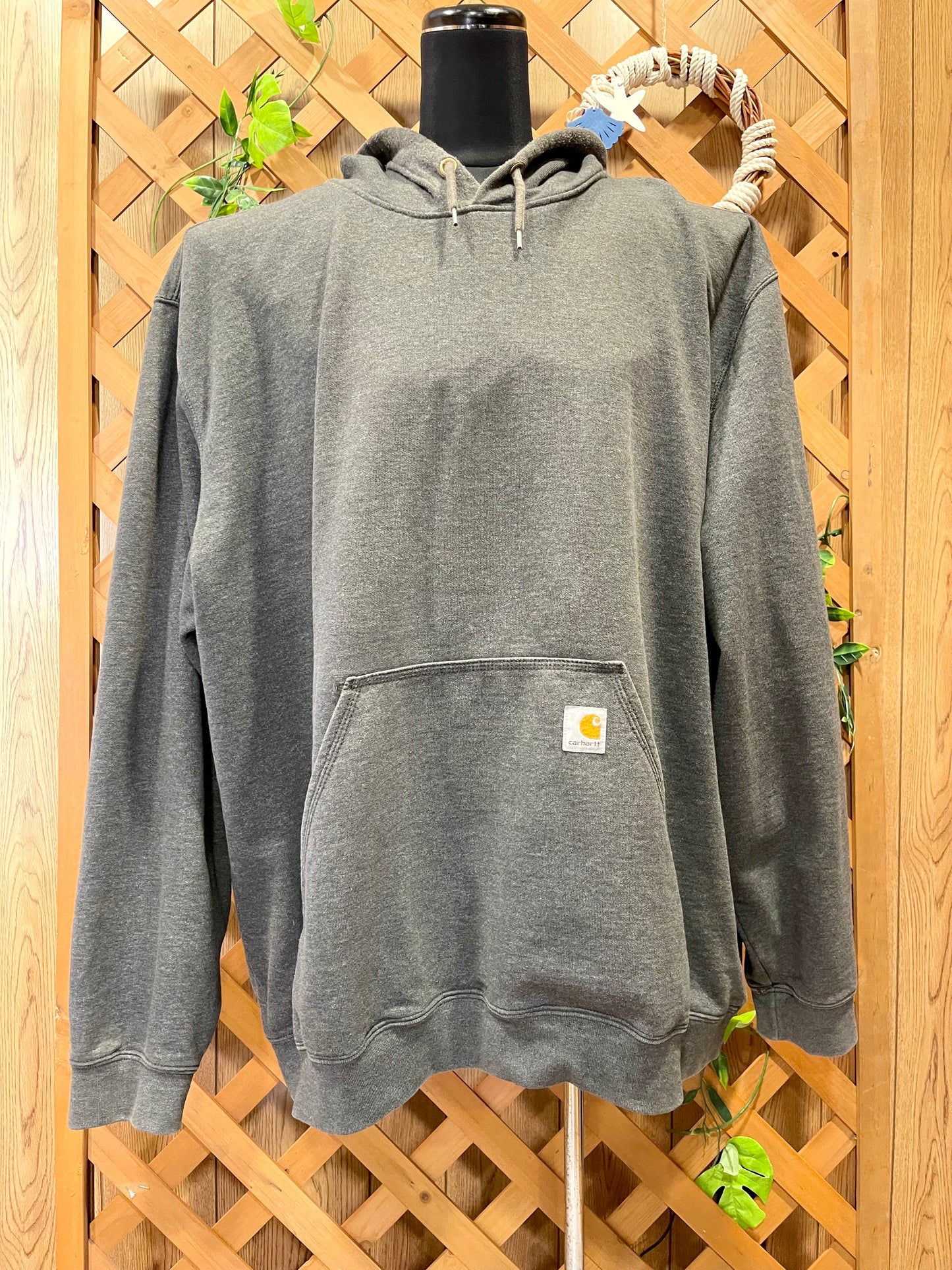 【carhartt】（2XL）ダークグレーのプルオーバーパーカー