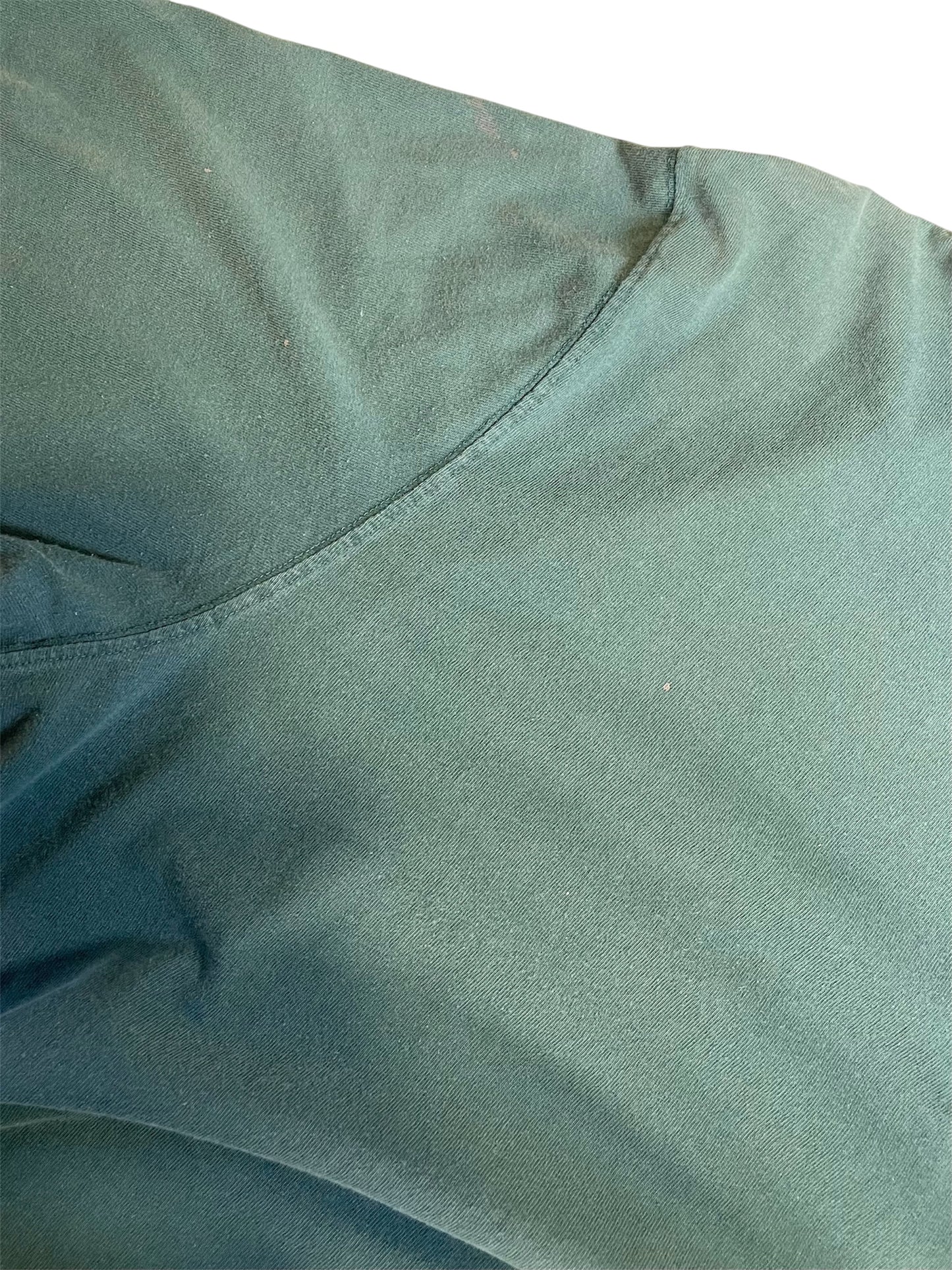 【carhartt】（2XL）グリーン系のヘンリーネックTシャツ