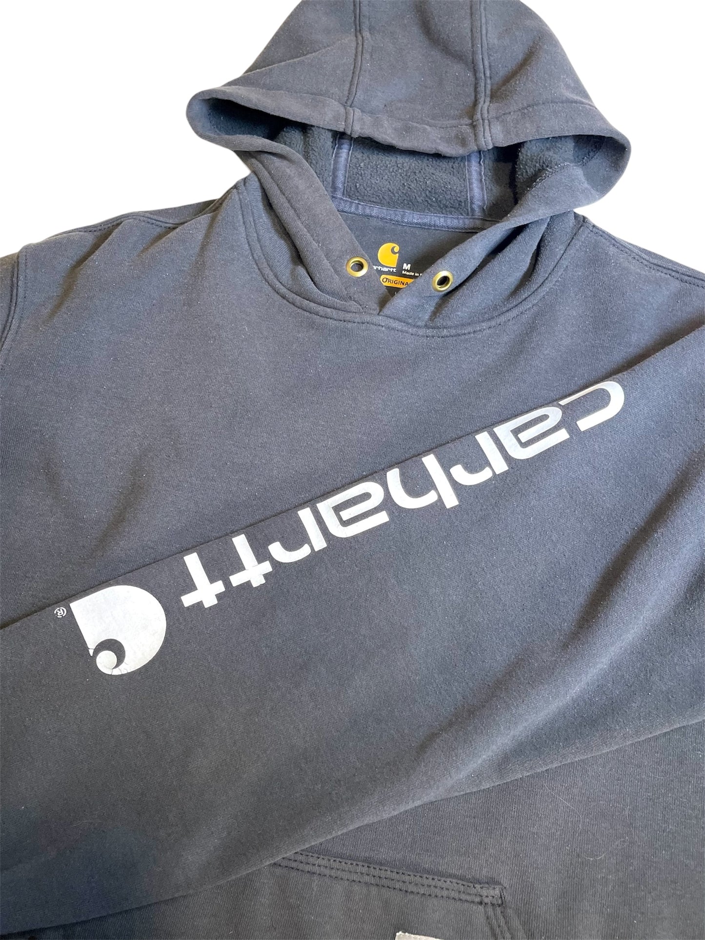 【carhartt】グレーのロゴスリーブ・プルオーバーパーカー