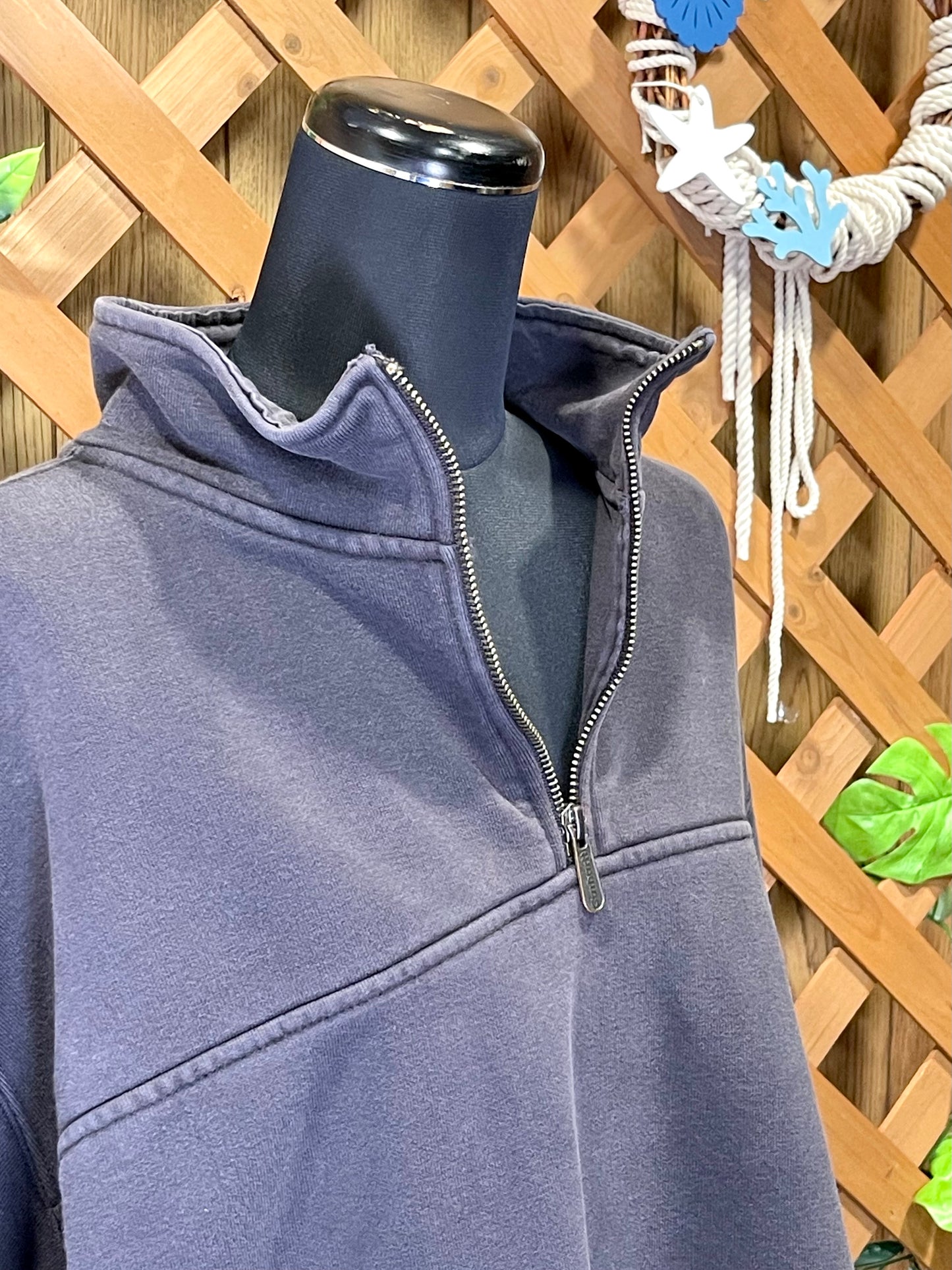 【carhartt】（刺繍ロゴ）テントラインのハーフジップスエット
