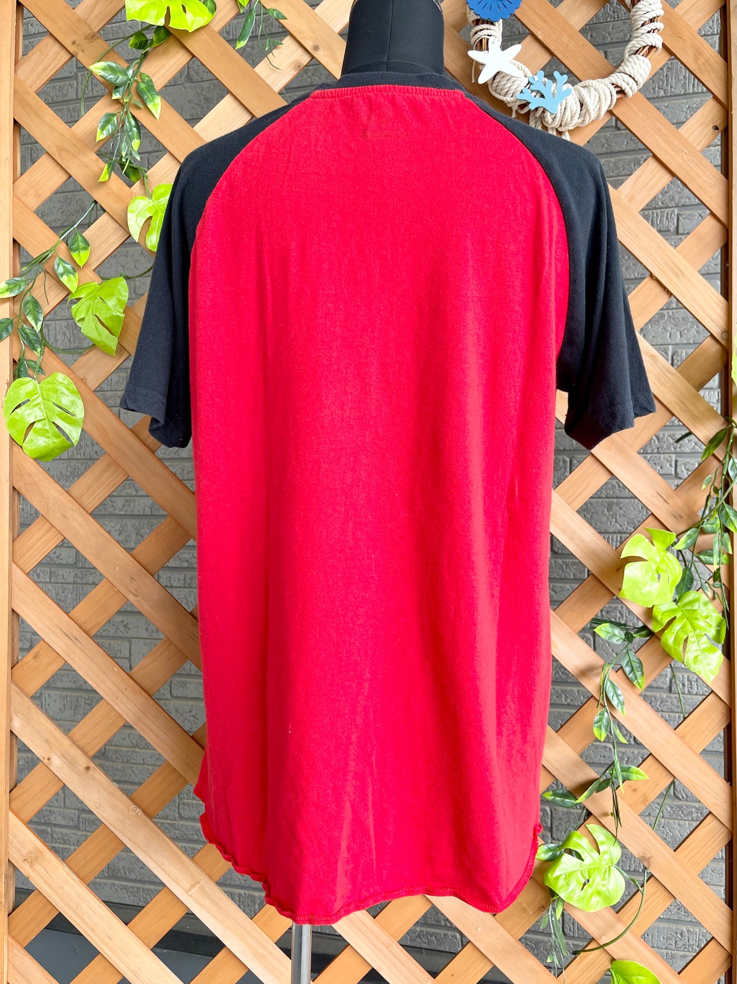 【NBA公式】シカゴ・ブルズ　♯66Tシャツ